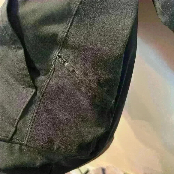 Champion sweateshirt🔥 - Picture 5 of 5